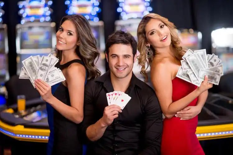 Layar deposit aplikasi slot machine menampilkan opsi pembayaran DANA, OVO, GoPay, dan metode lainnya